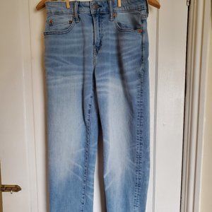 American Eagle 28x32 Blue Jeans Ne(x)t Level Airflex